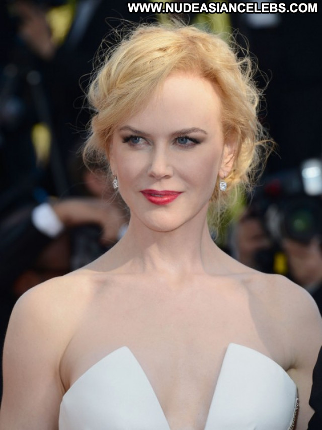 Nicole Kidman Beautiful Paparazzi Celebrity Babe Posing Hot Nude