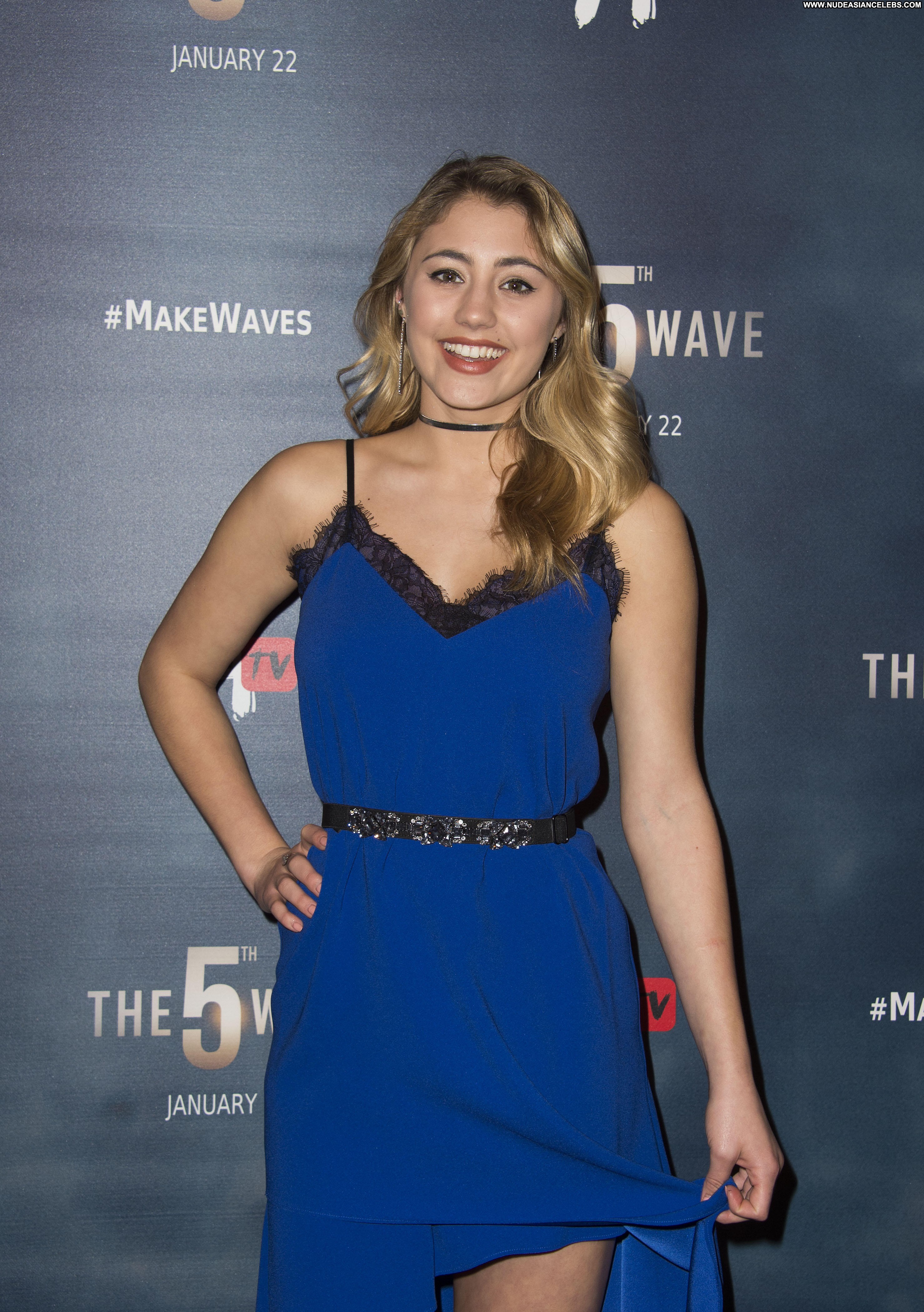 Lia Marie Johnson Height