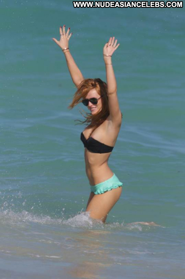 Bella Thorne Celebrity Babe Candids Beautiful Bikini Posing