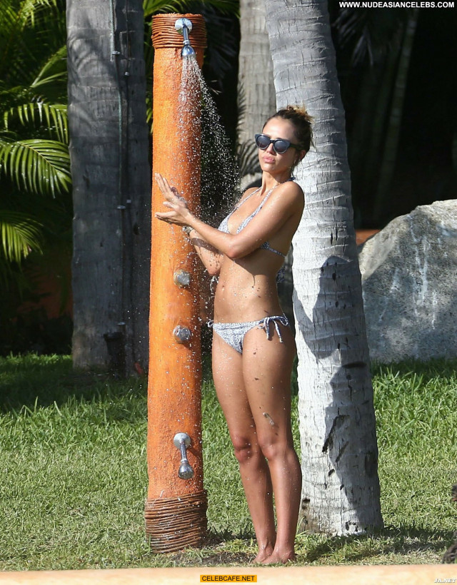 Jessica Alba The Beach Celebrity Posing Hot Sexy Sex Beautiful Beach