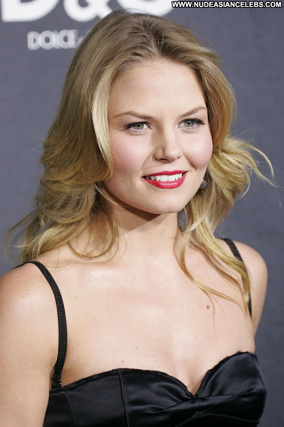 Jennifer Morrison Fakes